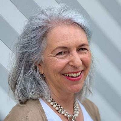 Nicole Renk | Dun & Bradstreet Schweiz AG